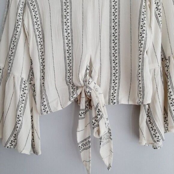 AEO - New Boho Peasant Blouse Tie Front w/ Bell Sleeve Sz XS - Picture 5 of 11